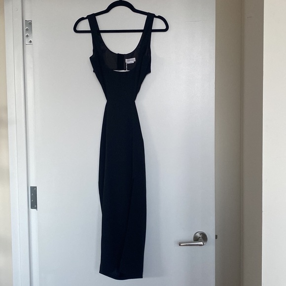 NWT XS Lovers & Friends Revolve cut out midi dress - Picture 4 of 4